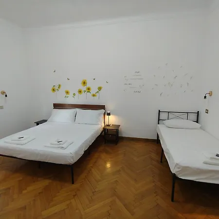 Dock Bay Lodge Hostel * Triest